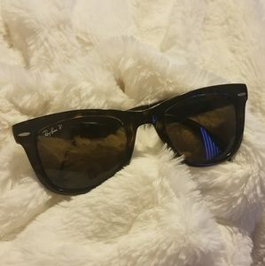Ray-Ban sunglasses/ like new